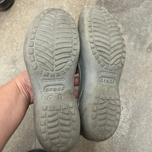 Crocs silver slip  ons - Picture 6 of 7